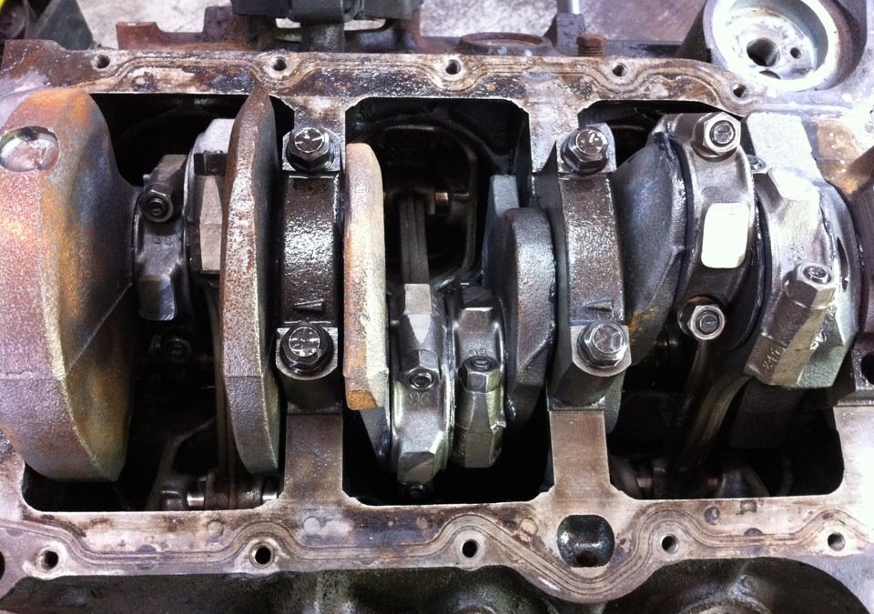 GM ( Chevrolet or GMC ) 4.3 L V6 Engine Tear Down